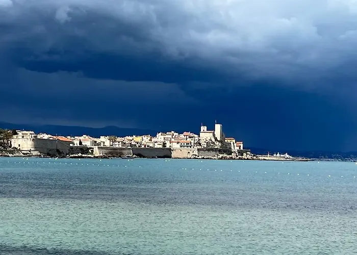 Living Cap D'antibes * Antibes